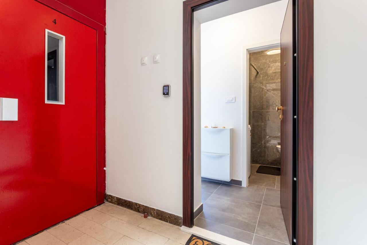 Botan Apartment *