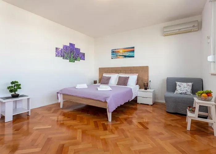 Botan Apartment